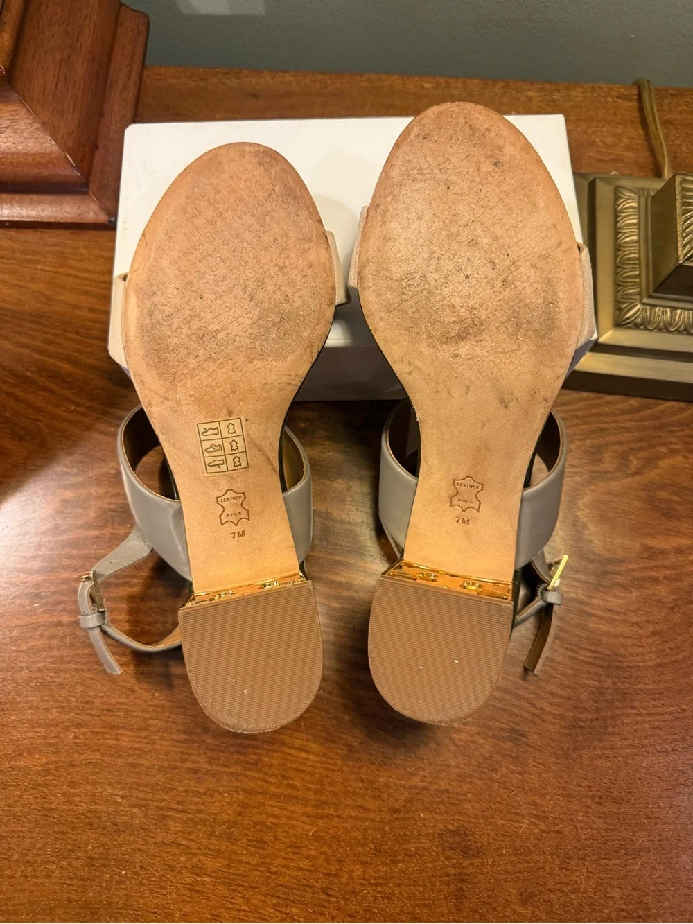 Tory Burch Gigi T Slingback Block Heel Sandals Gray Heron Taupe Leather Size 7